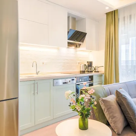 Apartment Cozy Flat With Backyard 5 Min To Marina