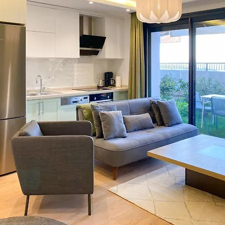 Apartment Cozy Flat With Backyard 5 Min To Marina *